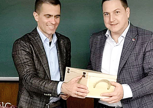 ШПИЈУНКА: Ваљевска кутија